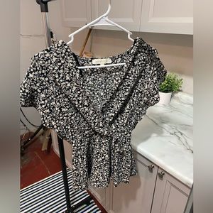 💋SOLD💋Women’s blouse
